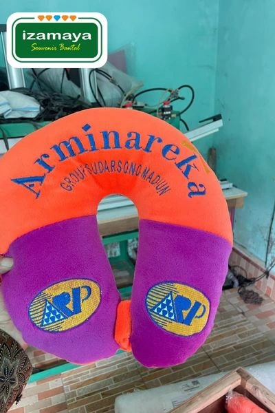 produsen bantal leher custom untuk biro umroh